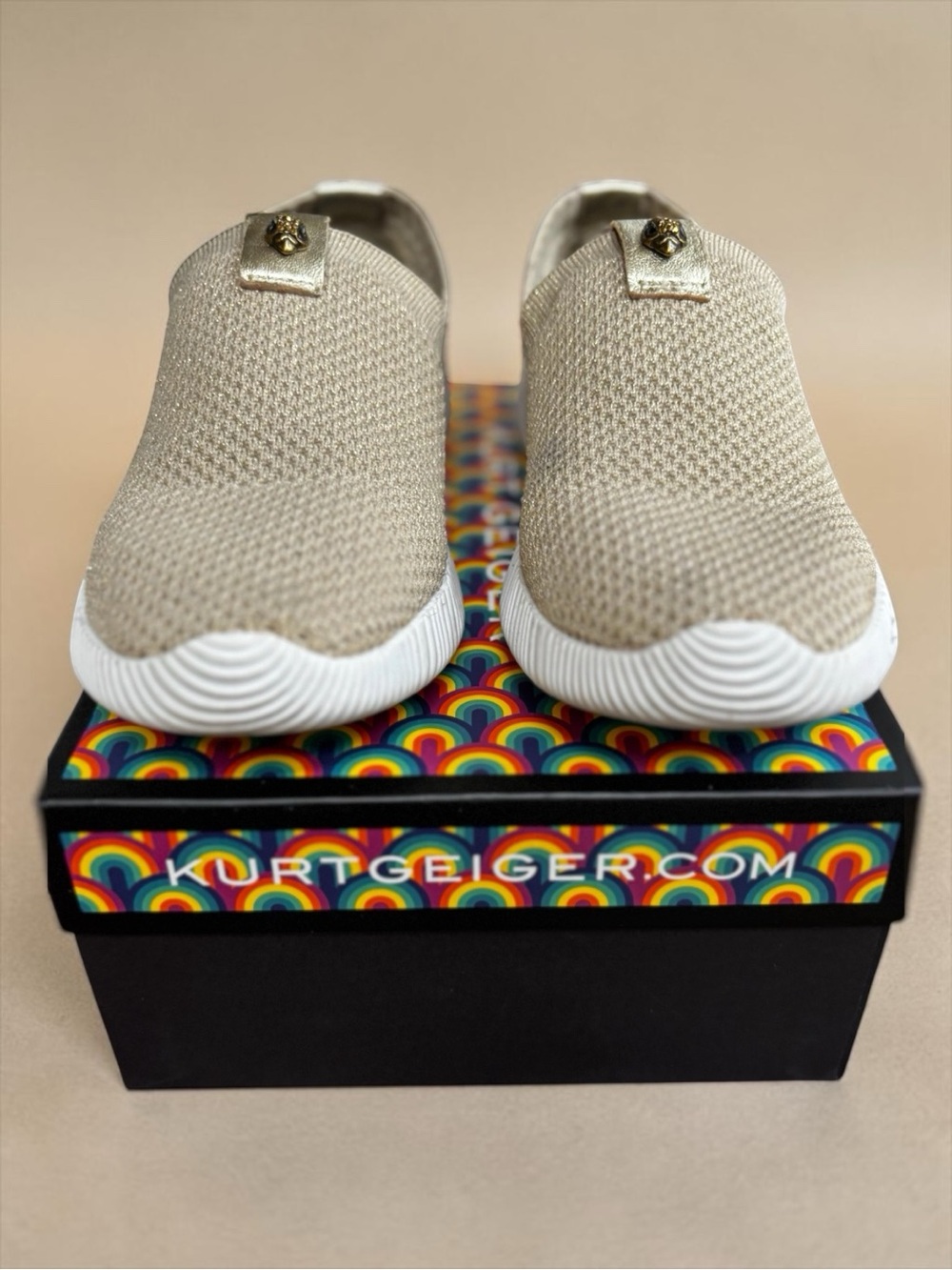KURT GEIGER LONDON The Lorna Knit Slip On Sneakers in Gold (38.5)